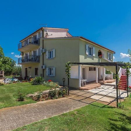 Apartments Stanko Fažana Exterior foto